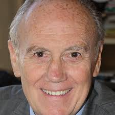 <i class="fa fa-user"></i> Professeur Henri Joyeux